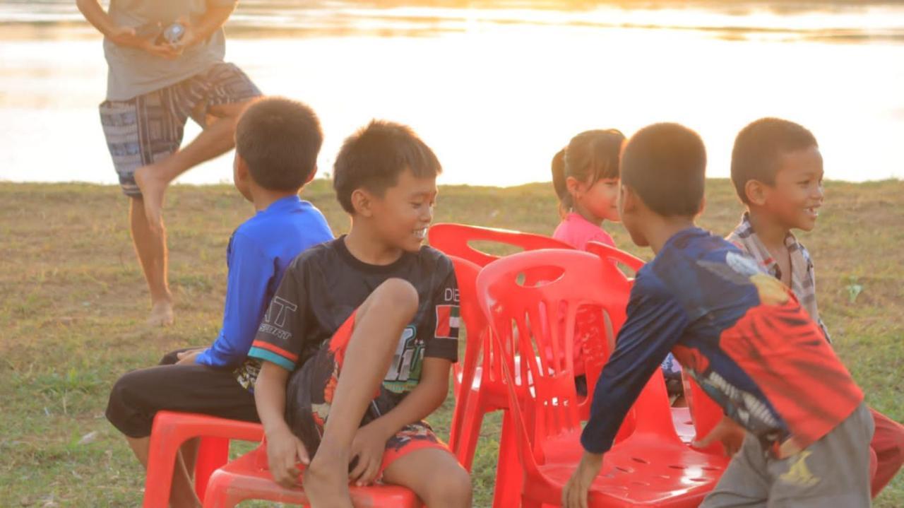 Vera Sunset Homestay Local Experience With Lao Family Muang Không المظهر الخارجي الصورة